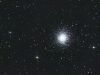 Cúmul globular M13 i dos galàxies
